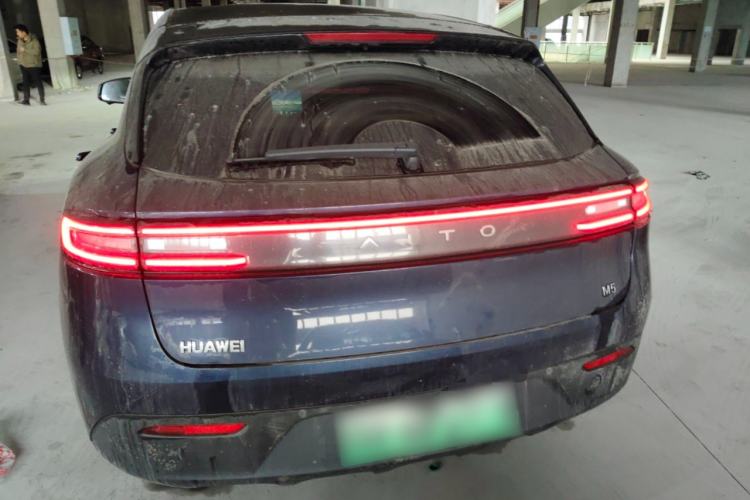 Used Hima AITO M5 2022 Extended-Range Four-Wheel Drive Performance Version
