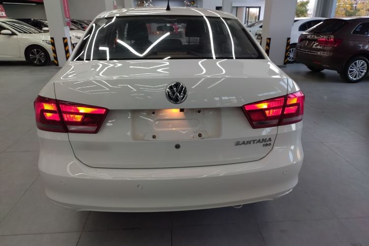 Used Volkswagen Santana 2015 1.6L Automatic Fashion Edition
