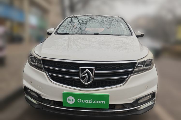 Used Baojun 730 2017 1.5T DCT Flagship Model 7 Seats China V Emission Standard
