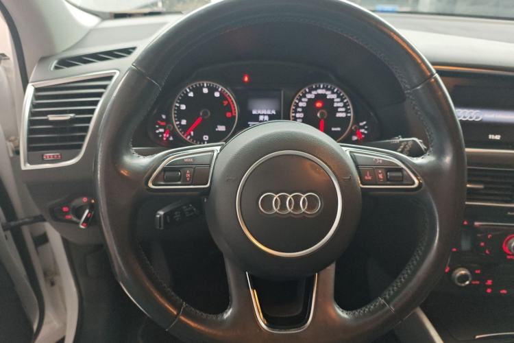 Used Audi Q5 2015 40 TFSI Technology Edition
