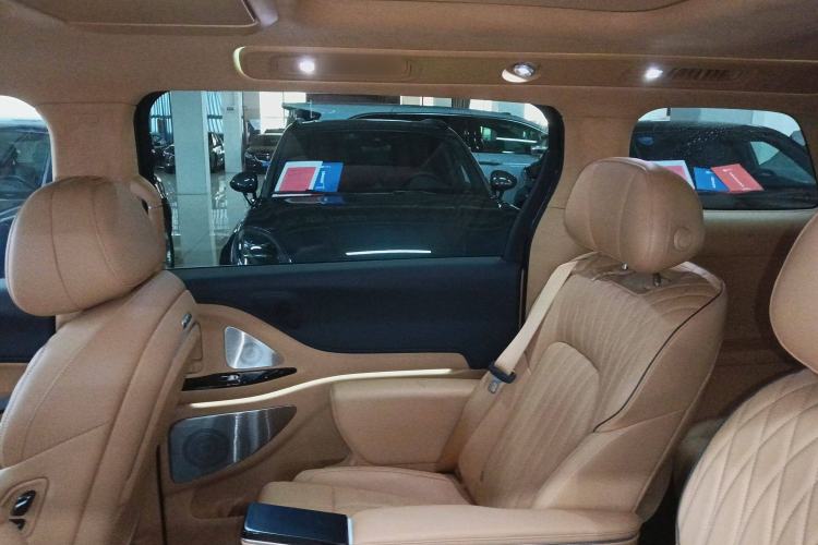 Used VOYAH Dream 2025 PHEV Four-Wheel-Drive Flagship Kunpeng Edition
