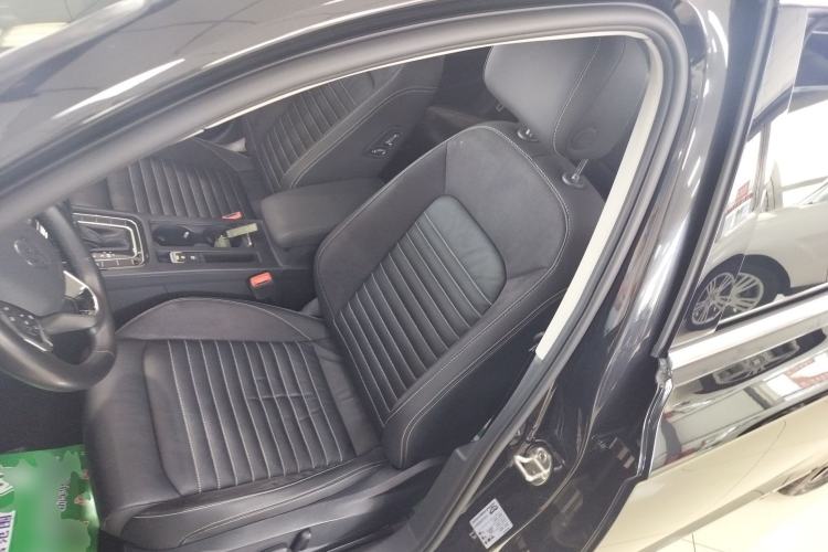 Used Volkswagen Magotan 2020 330TSI DSG Leading Model
