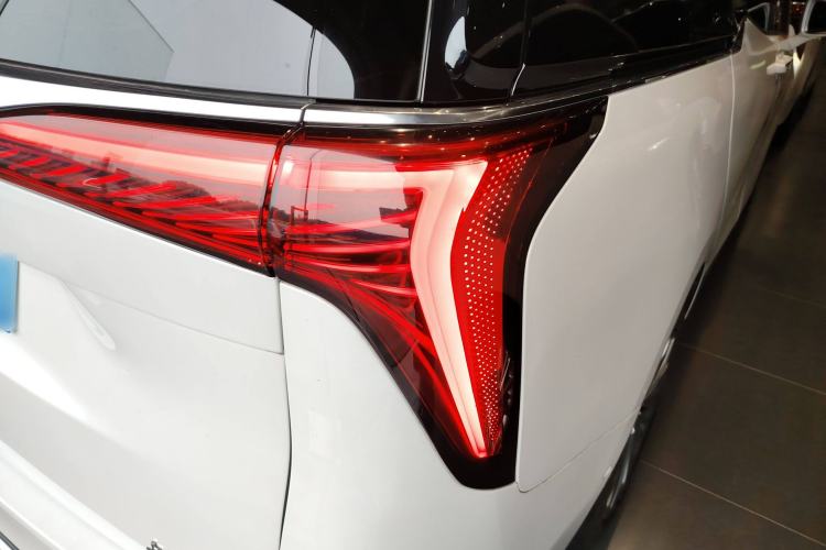 Used Buick Century 2023 2.0T Six-Seater Yinshi Edition
