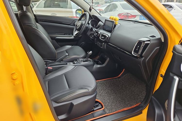 Used Dongfeng Aeolus AX4 2017 1.6L DCT Trendy Style
