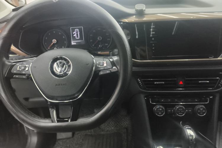 Used Volkswagen Tharu 2020 280TSI Two-Wheel Drive Luxury Edition China VI Standard
