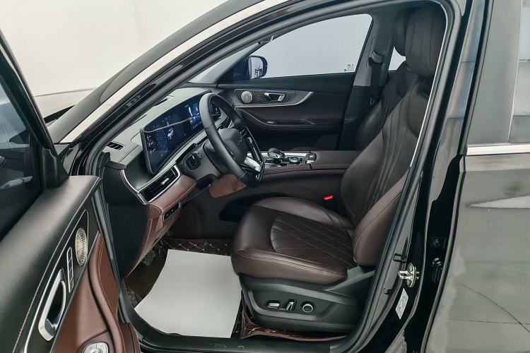 Used Chery Tiggo 8 PRO 2024 Champion Edition 390T Two-Wheel Drive Aoshi Version 7 Seats
