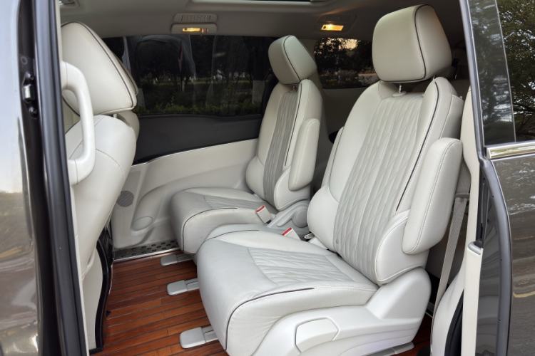 Used Buick GL8 2021 Land Cruiser Executive 652T Premium Model
