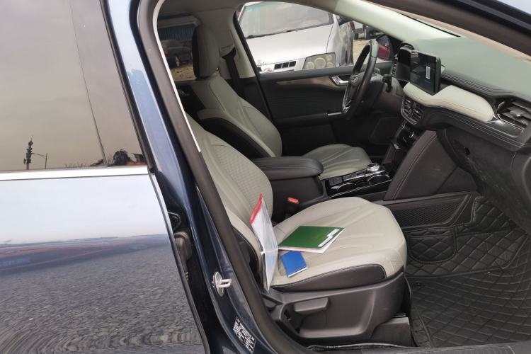 Used Ford Escape 2020 EcoBoost 245 Two-Wheel-Drive Titanium Edition