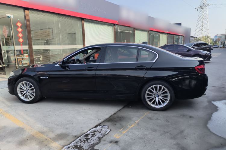 Used BMW 5 Series 2014 525Li Luxury Design Package
