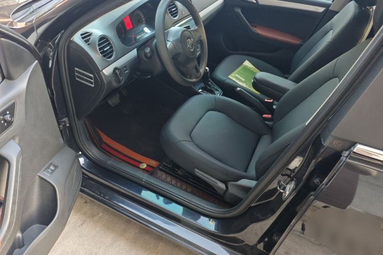 Used Volkswagen Jetta 2013 1.6L Automatic Comfort Model
