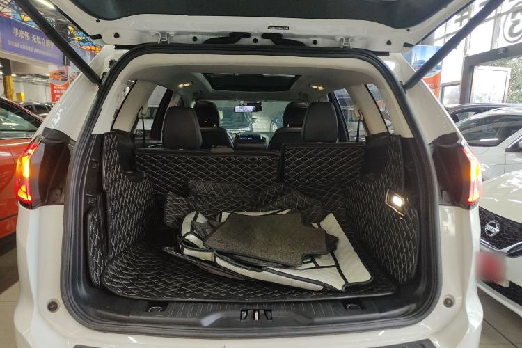 Used Ford Edge 2018 Facelifted EcoBoost 245 Two-Wheel-Drive Platinum Edition 5 Seats China V Emission Standard
