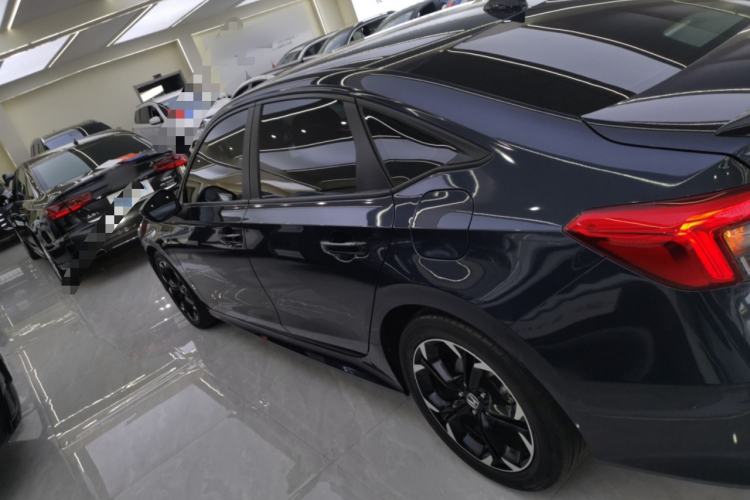 Used Honda Civic 2022 240TURBO CVT Dynamic Edition
