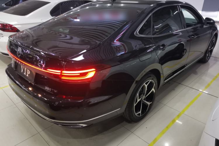 Used Volkswagen Passat 2025 Outstanding Model 380TSI Starry Dragon Edition
