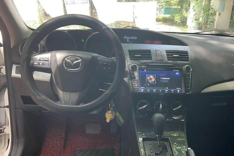 Used Mazda Mazda 3 2015 Sedan 1.6L Automatic Elite Model
