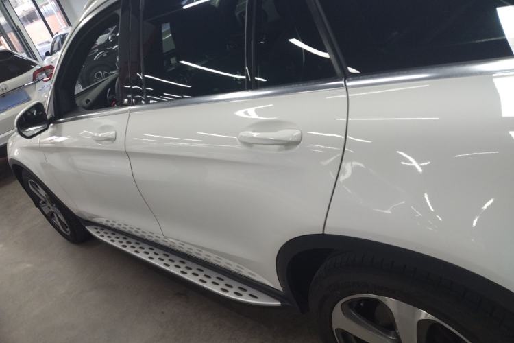 Used Mercedes-Benz GLC 2017 GLC 260 4MATIC Luxury Model
