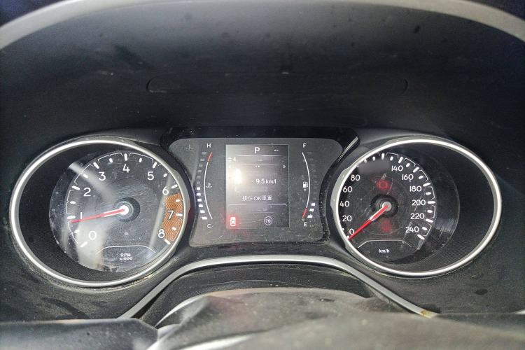 Used  Compass 2017 200T Automatic Enjoyment Version
