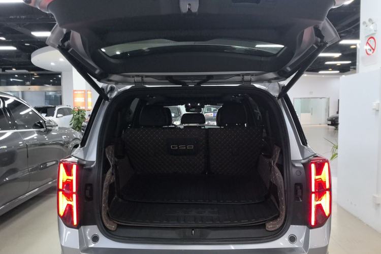 Used GAC Trumpchi GS8 2022 Linghang Series 2.0 TGDI Two-Wheel-Drive Luxury Smart Connectivity Version (7 Seats)
