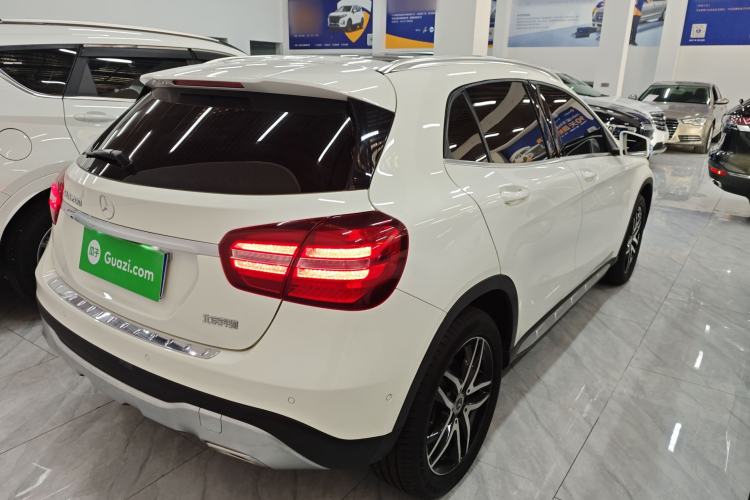 Used Mercedes-Benz GLA 2017 GLA 200 Fashion Model

