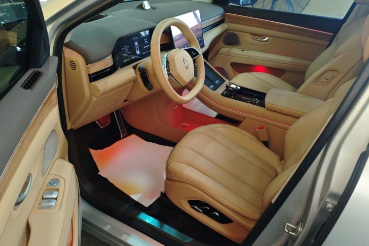 Used Hima AITO M7 2024 1.5T Rear-Drive Plus Version 5 Seats
