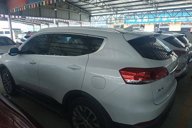 Used Haval H6 2017 Blue Label 2.0T Automatic Two-Wheel Drive Smart Edition
