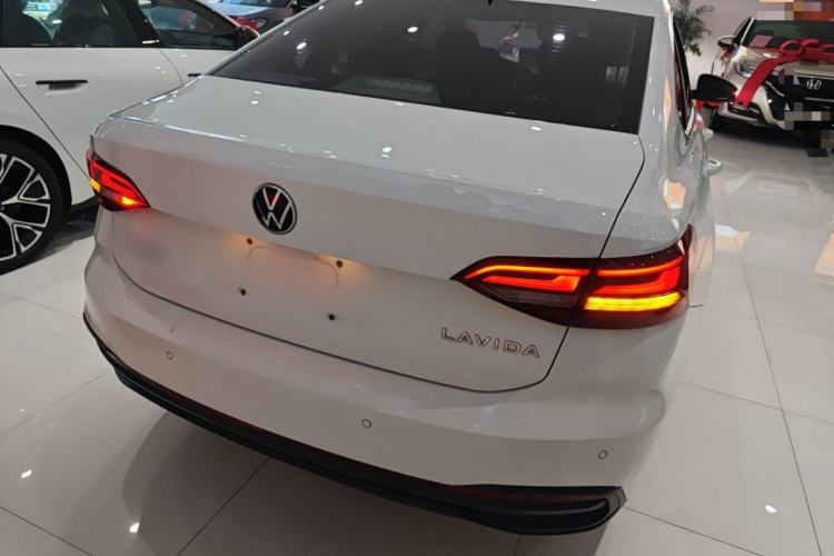 Used Volkswagen Lavida 2023 1.5L Automatic De Yi Edition