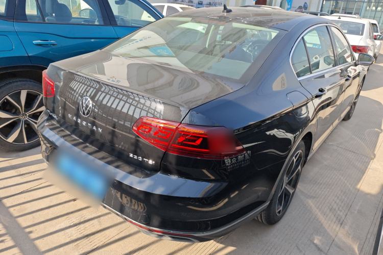 Used Volkswagen Magotan 2023 2 Million Units Commemorative Edition 330TSI DSG Luxury Version
