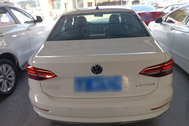 Used Volkswagen Lavida 2022 1.5L Automatic Comfort Edition
