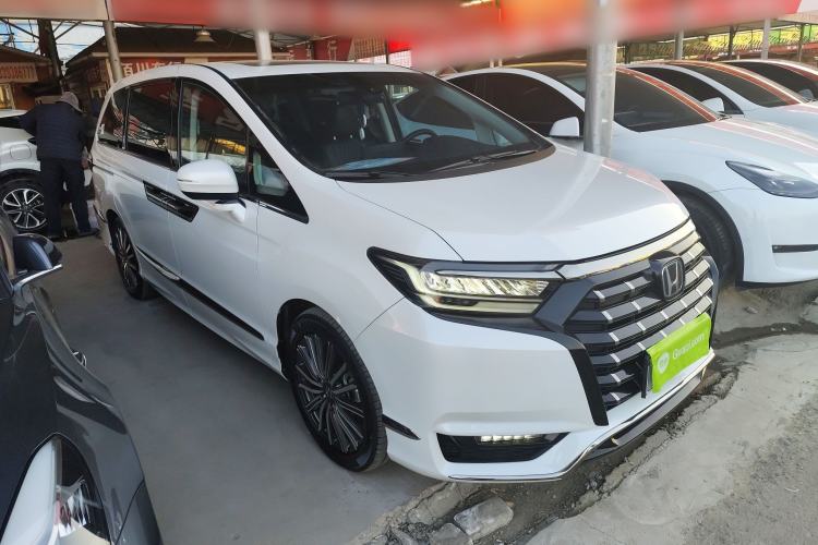 Used Honda Elysion 2022 2.0L eHEV Luxury First Edition
