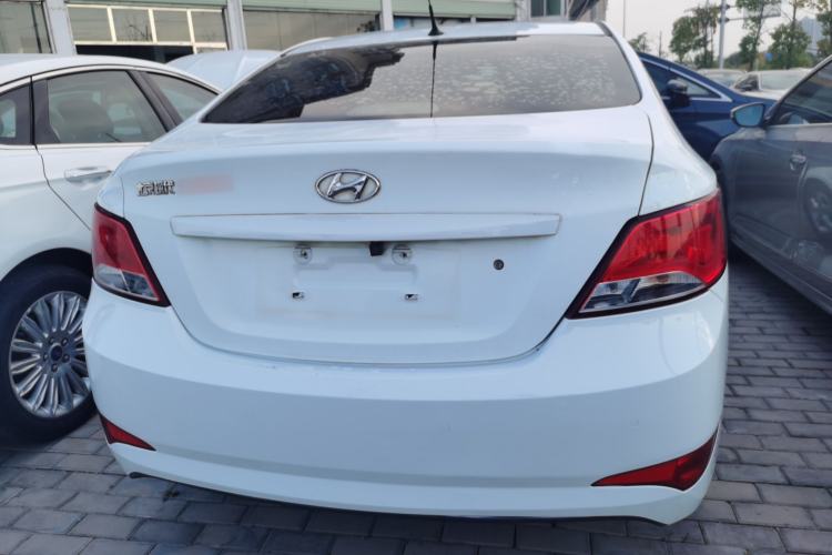 Used Hyundai Verna 2014 1.4L Manual Smart GLS Trim