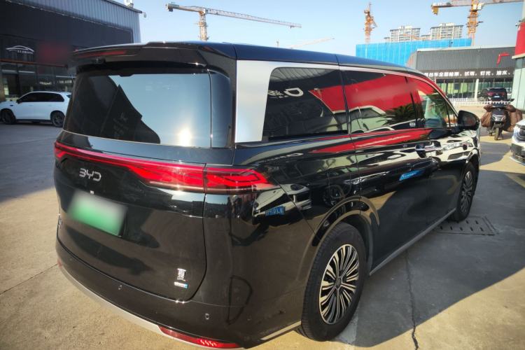 Used BYD Xia 2025 DM-i 1.5T 180km Beyond Edition
