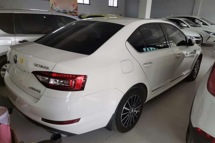 Used Skoda Octavia 2018 TSI230 DSG Luxury Edition
