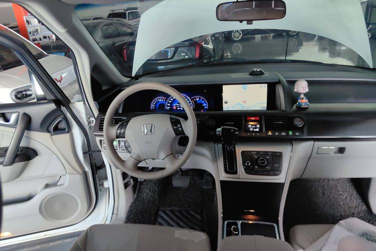 Used Honda Elysion 2015 2.4L VTi Luxury Edition
