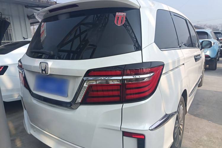 Used Honda Elysion 2016 2.4L Luxury Edition
