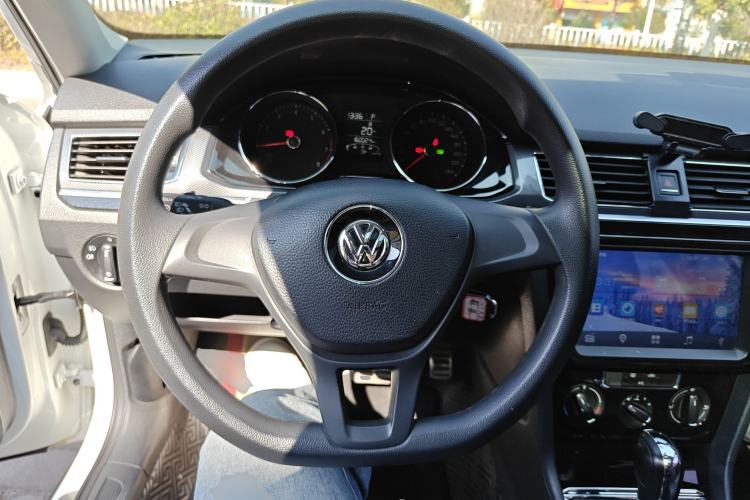 Used Volkswagen C-TREK 2017 1.6L Automatic Comfort Model
