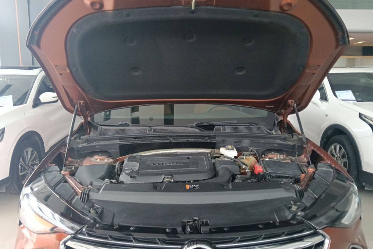 Used Buick Envision 2020 Encore S 652T Four-Wheel Drive Luxury Model
