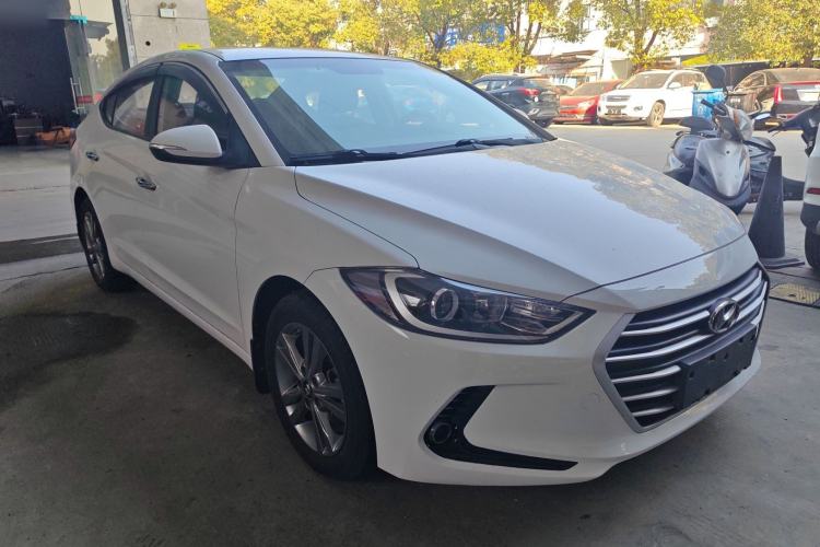 Used Hyundai Elantra 2016 1.6L Manual ZhiXuan·Youth Edition
