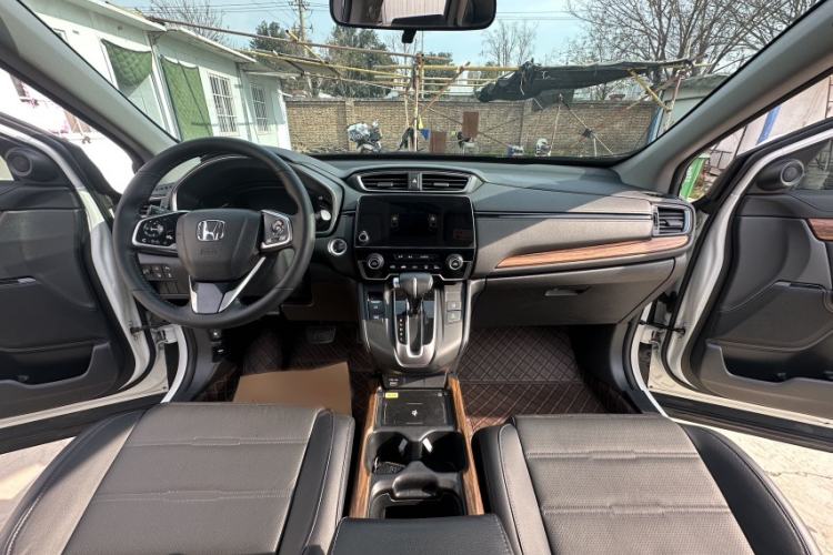 Used Honda CR-V 2021 240TURBO CVT 2WD Fashion Edition
