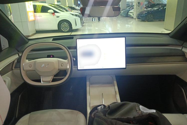 Used ONVO L60 2024 60 kWh All-Wheel Drive
