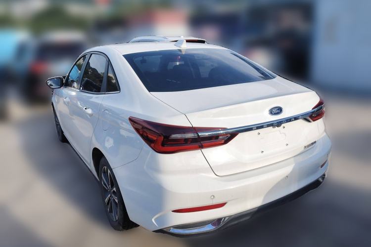 Used Ford Escort 2021 1.5L Automatic Diamond Edition
