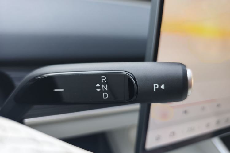 Used ONVO L60 2024 60 kWh Rear-Drive Version