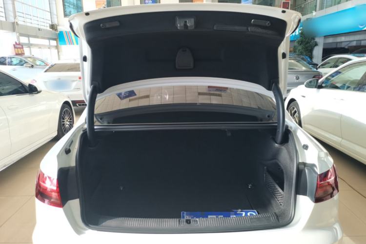 Used Audi A4L 2020 40 TFSI quattro Luxury Prestige Edition
