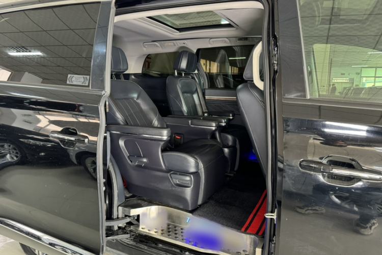 Used GAC Trumpchi M8 2020 390T Deluxe Edition
