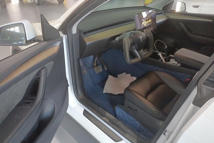 Used Tesla Model Y 2022 Revised Version Long-Range All-Wheel Drive