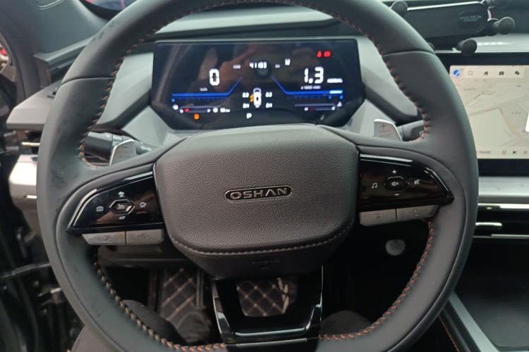 Used Oshan Z6 2022 Blue Whale 1.5T DCT Luxury Model