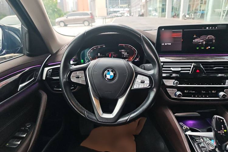 Used BMW 5 Series 2021 525Li Luxury Package
