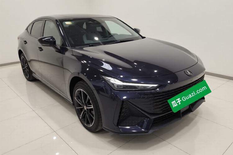 Used Changan UNI-V iDD 2023 ZhiDian iDD 1.5T 113km ZhiKu Model