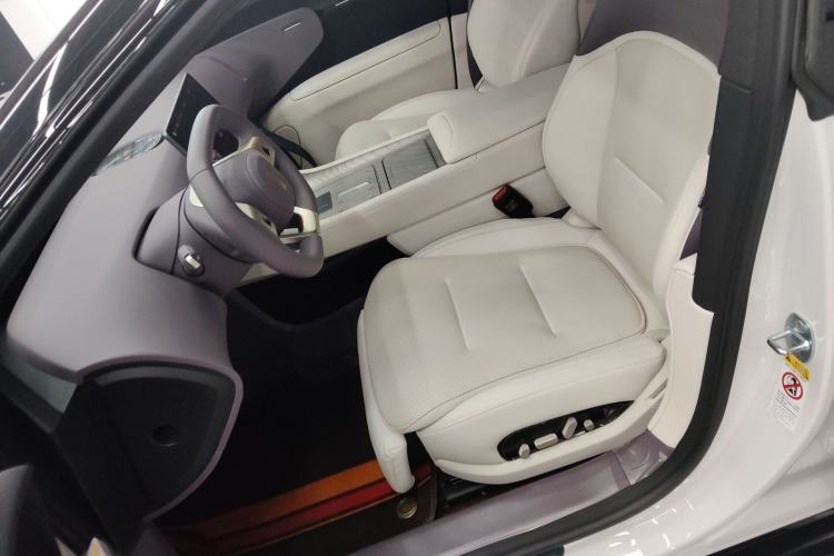 Used  12 2024 650 Three-Laser All-Wheel Drive GT Version
