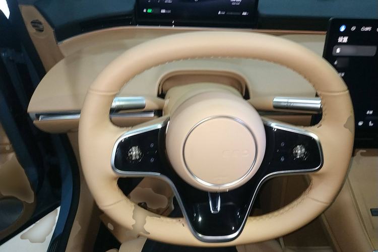 Used Hima Luxeed R7 2024 All-Electric 736 km Ultra
