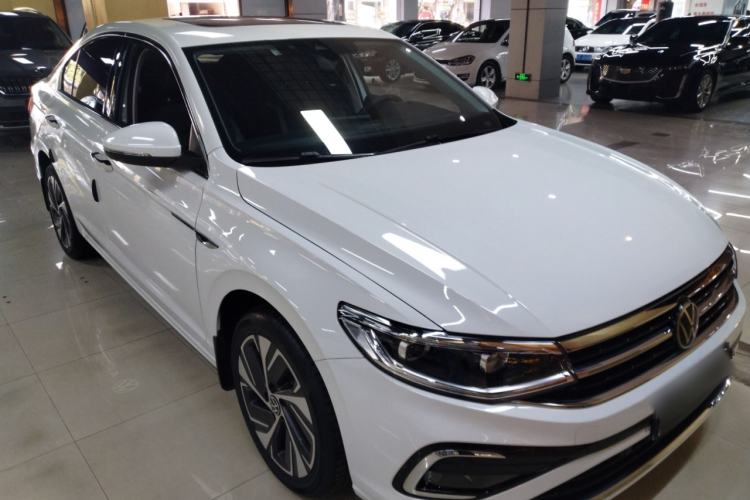 Used Volkswagen Bora 2023 300TSI DSG Prestige Edition
