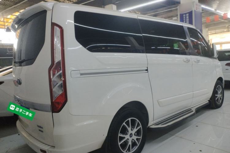 Used Ford Tourneo Custom 2017 2.0T Automatic Elite Version
